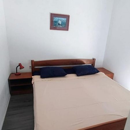נין Apartments Luce-With Parking מראה חיצוני תמונה