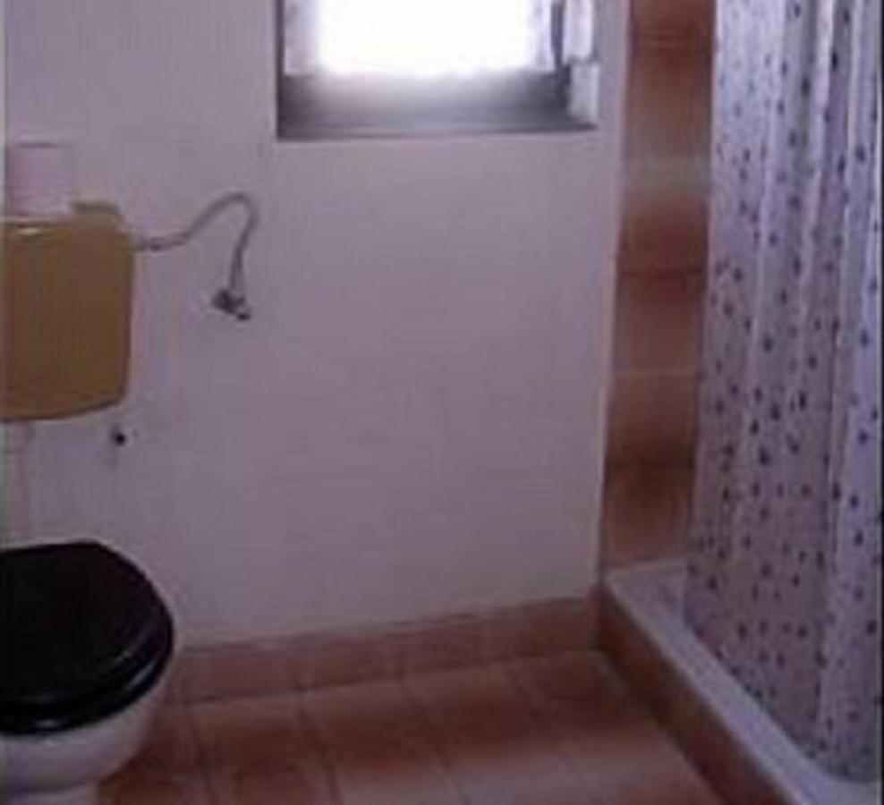 נין Apartments Luce-With Parking מראה חיצוני תמונה