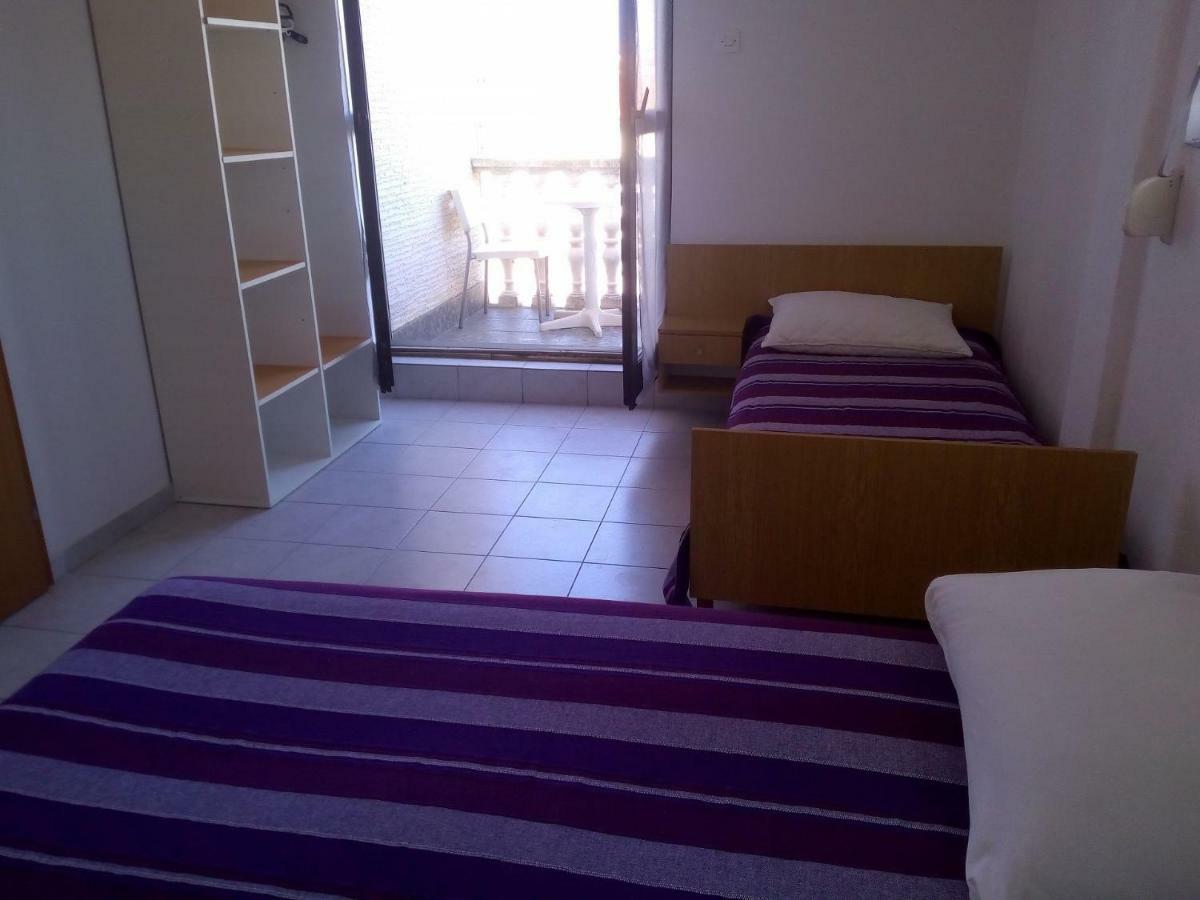 נין Apartments Luce-With Parking מראה חיצוני תמונה
