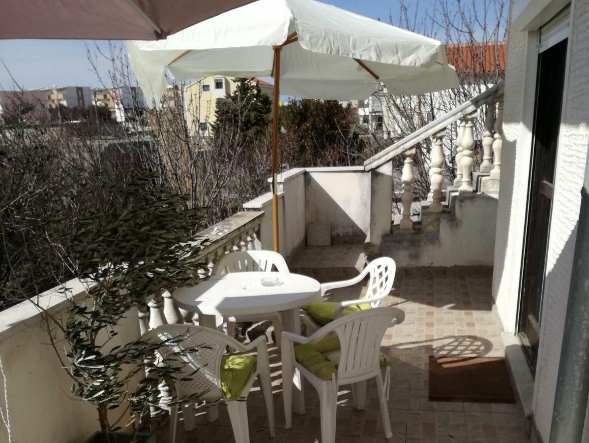 נין Apartments Luce-With Parking מראה חיצוני תמונה