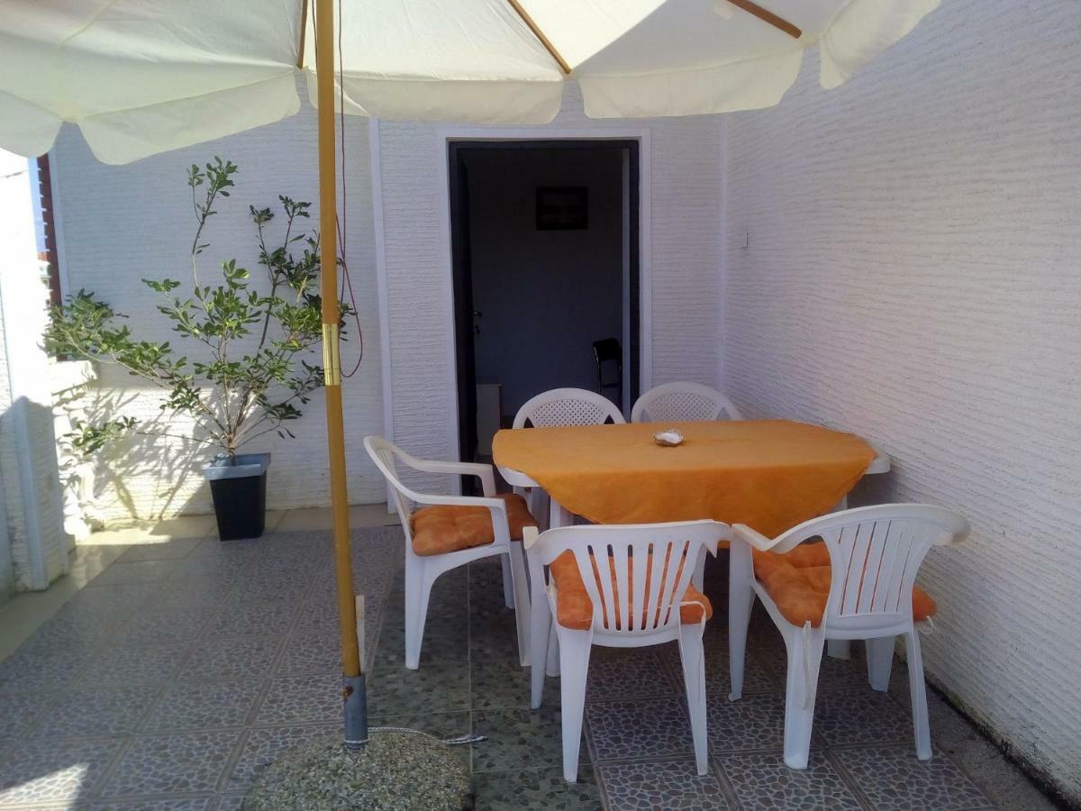 נין Apartments Luce-With Parking מראה חיצוני תמונה