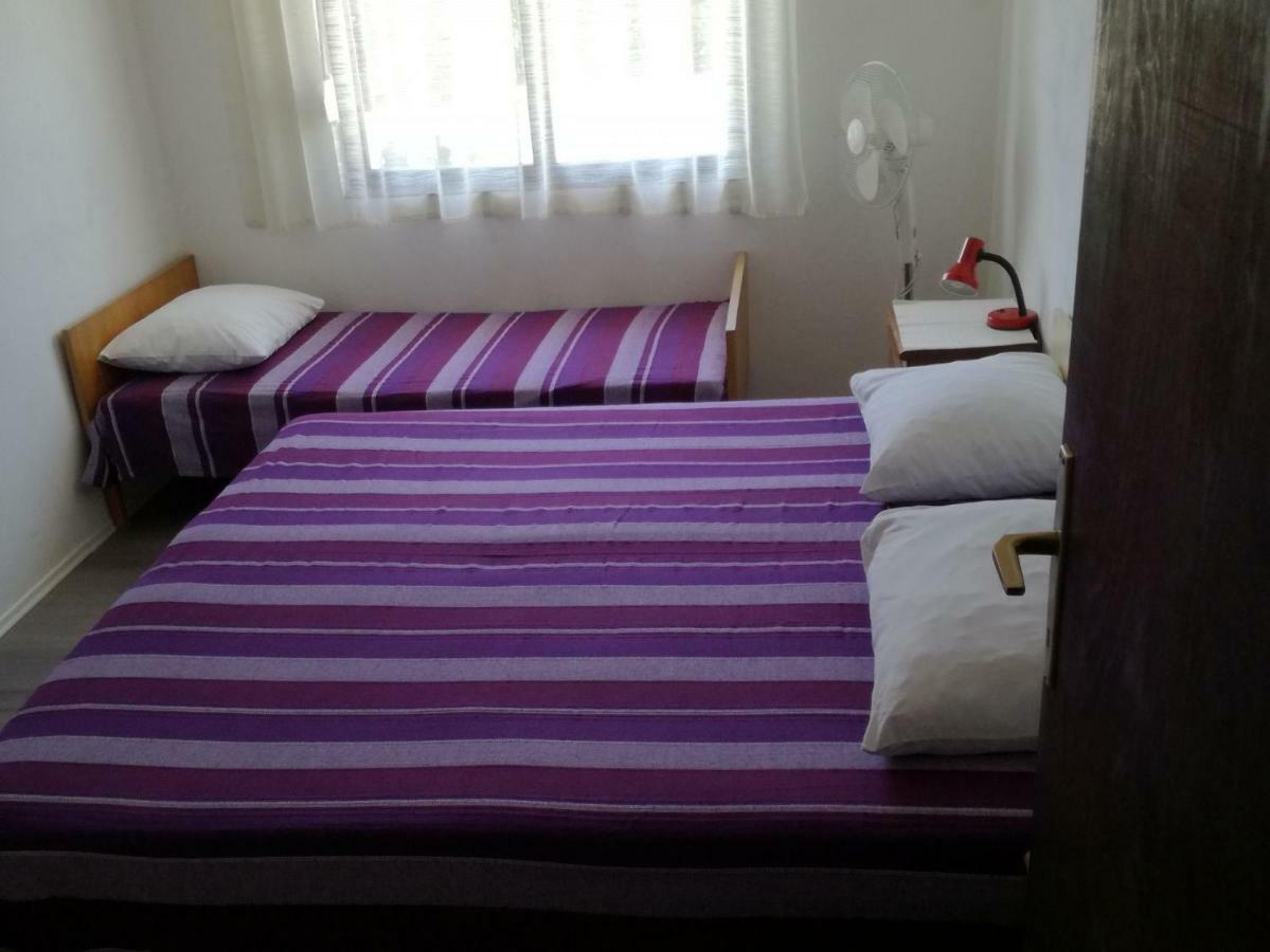 נין Apartments Luce-With Parking מראה חיצוני תמונה